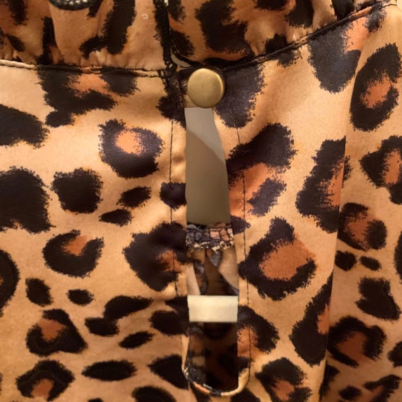 Leopard Print Shirt - Picture 4 of 5